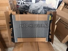 Chevrolet Equinox su radiatoru